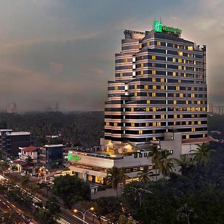 Holiday Inn Cochin, An Ihg Hotel Kochi Exteriér fotografie